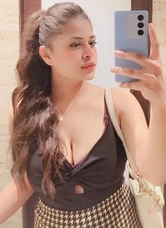 Karishma - escort in Chennai Photo 2 of 2