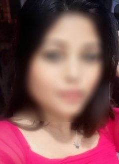 Karishma - escort in Bangalore Photo 3 of 5