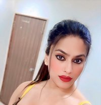 Karishma - Transsexual escort in New Delhi