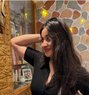 Karishma Kumari - puta in Bangalore Photo 1 of 2