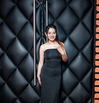 Karisma Thapa - puta in Kathmandu