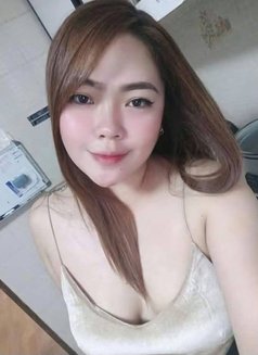 Karla ( Tg: @Karlaa_199 ) Yes to all. - puta in Taichung Photo 4 of 6