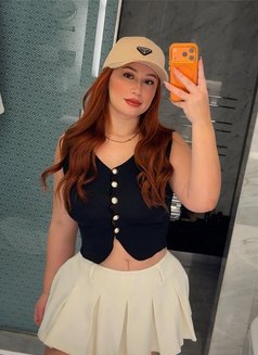 Karla Colombiana - escort in Bangkok Photo 4 of 11