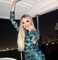 Sarah! Your favorite! Same as pics - Transsexual escort in Jeddah
