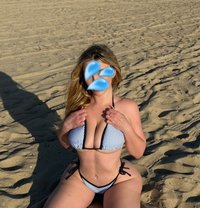 Karli Nicki - puta in Pyeongtaek