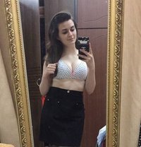 Karma - puta in Cairo