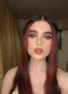 Karma - Transsexual escort in Beirut Photo 4 of 6