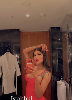 Karma xxl vısıtıng - Transsexual escort in Beirut Photo 27 of 29