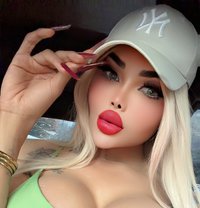 Karma xxl vısıtıng - Transsexual escort in Beirut