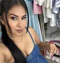 Karo - escort in Abu Dhabi Photo 4 of 8