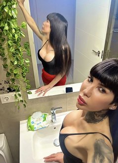 Karol - Transsexual escort in Riga Photo 9 of 14