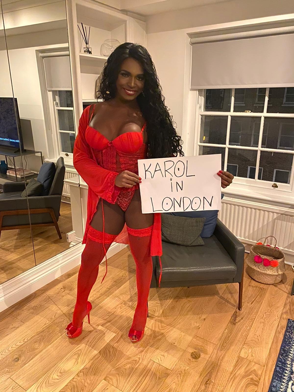 Brazil Shemale Prostitutes - Karol Bombom, Brazilian Transsexual escort in London