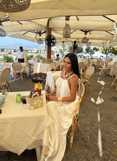 Karol shemale arab - Transsexual escort in Cannes Photo 21 of 21