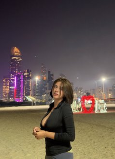 Kaycee - escort in Abu Dhabi Photo 7 of 10