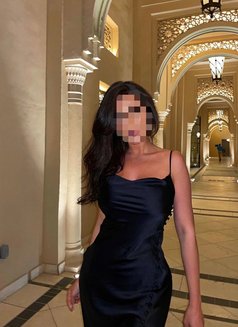 Karolina Independent Downtown - adult performer in Dubai Photo 7 of 9