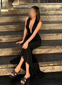 Karolina Independent GFE - puta in Colombo Photo 16 of 17