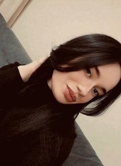 Karolina - escort in Dubai Photo 11 of 19