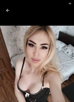 Karolina - Acompañantes transexual in İstanbul Photo 5 of 9