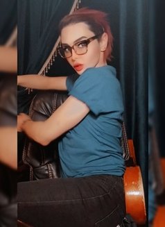 Karoline - Transsexual escort in Beirut Photo 26 of 29