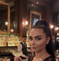 KAROLINE - Transsexual escort in Beirut