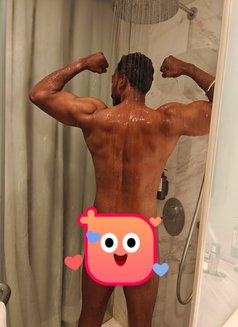 Karthik - Male escort in Chennai Photo 2 of 3