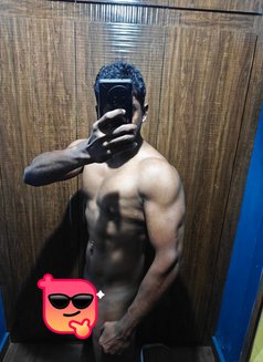 Karthik - Male escort in Chennai Photo 3 of 3