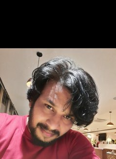 Karthik - Male escort in Hyderabad Photo 1 of 3