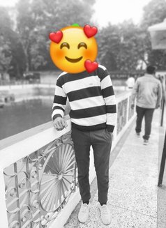 Karthik - Acompañantes masculino in New Delhi Photo 2 of 2