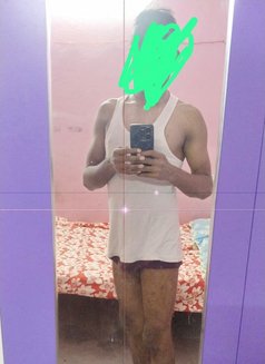Karthik - Acompañantes masculino in New Delhi Photo 3 of 3
