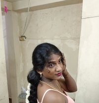 Karthika Jks - Agencia de acompañantes transexuales in Dubai