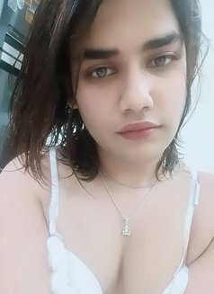 Karthika naidu shemale - Transsexual escort in Hyderabad Photo 5 of 6