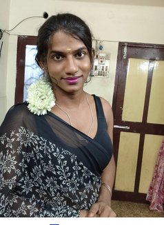 Karthikajk - Intérprete transexual de adultos in Chennai Photo 1 of 1