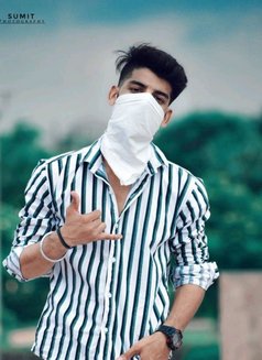 Kartik - Male escort in Bhopal Photo 2 of 5