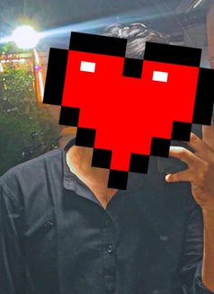 Kartik Sharma - Male escort in Mumbai Photo 2 of 4