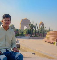 Kartik Singh - Acompañantes masculino in New Delhi