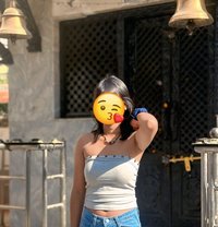 Karuna Mgr - puta in Kathmandu