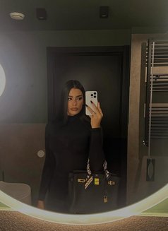 Kashina - escort in Mauritius Photo 6 of 13