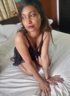 Suzyy Real Meet - escort in Candolim, Goa Photo 3 of 4