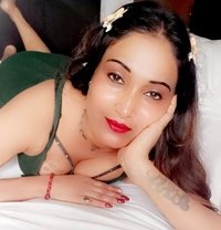 ꧁❣️ Kashish Cam Session & Real Meet♧❣️꧂ - puta in Varanasi