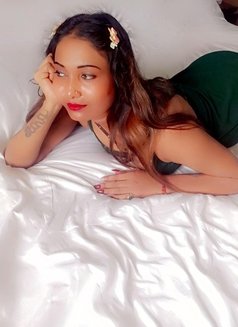 ꧁❣️ Kashish Cam Session & Real Meet♧❣️꧂ - escort in Varanasi Photo 4 of 8