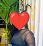 Kashish Independent Girl - puta in Mumbai Photo 2 of 2