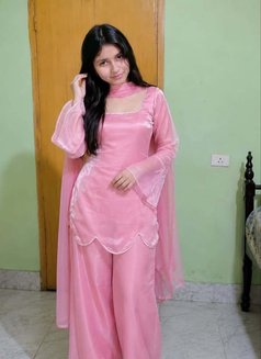 Kashish - escort in Chennai Photo 1 of 4