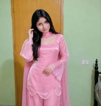 Kashish - escort in Chennai Photo 1 of 4