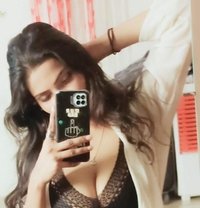 Kashish - escort in Kochi