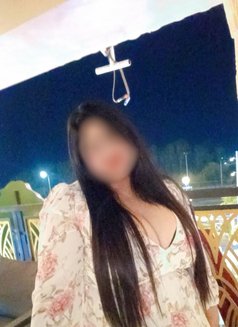 Kashish - escort in Mumbai Photo 3 of 7