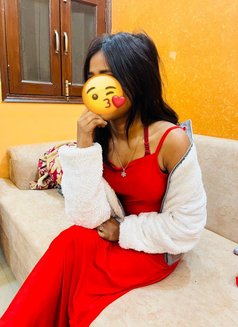 Kashish - escort in New Delhi Photo 1 of 6