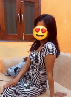 Kashish, Young Delhi College Girl - escort in New Delhi Photo 3 of 5