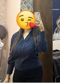 CAM KASHMIRI ANAL QUEEN MEET - escort in New Delhi Photo 3 of 10