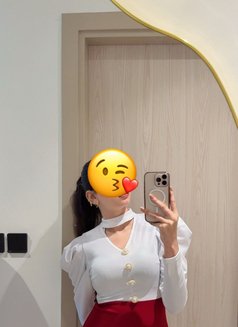 Kashmiri Model, Payal 21y - puta in Dubai Photo 5 of 11