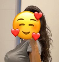 Kashmiri Model, Payal 21y - puta in Dubai